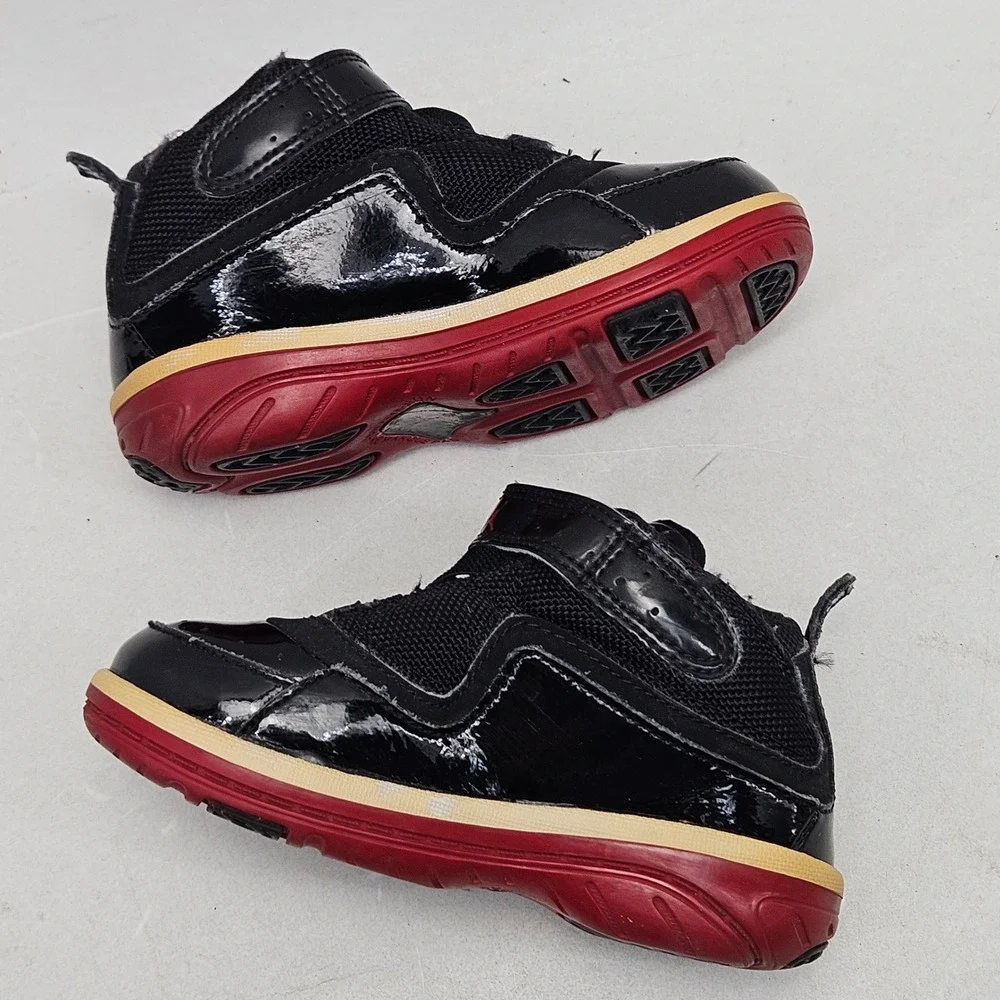 Jordan Team Reign Black Red Patent Leather Toddler Sneakers 8C 364696-061